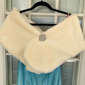 Faux Fur w/ Diamond Broche